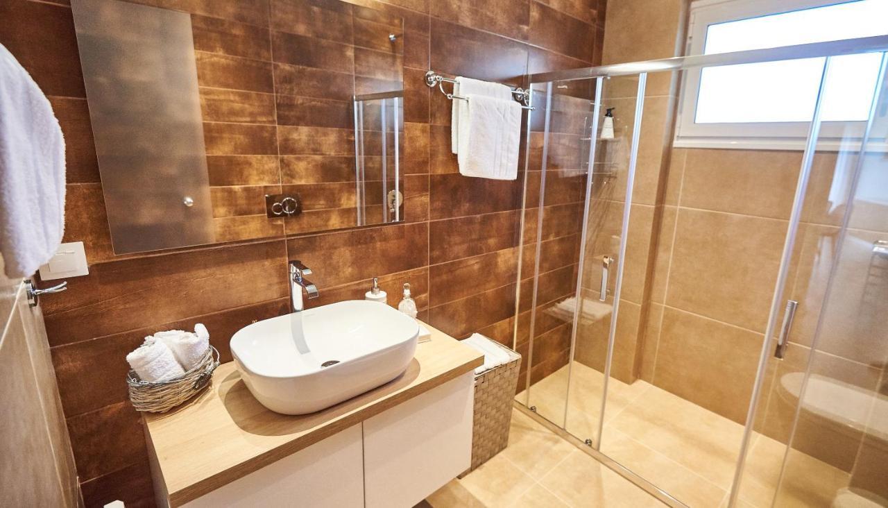 The El Greco Spirit Meets The Athenian Luxury Apt1 Екстер'єр фото